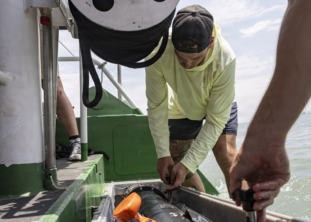Defense POW-MIA Accounting Agency Conducts Underwater Investigation Mission in Vietnam (9735688)